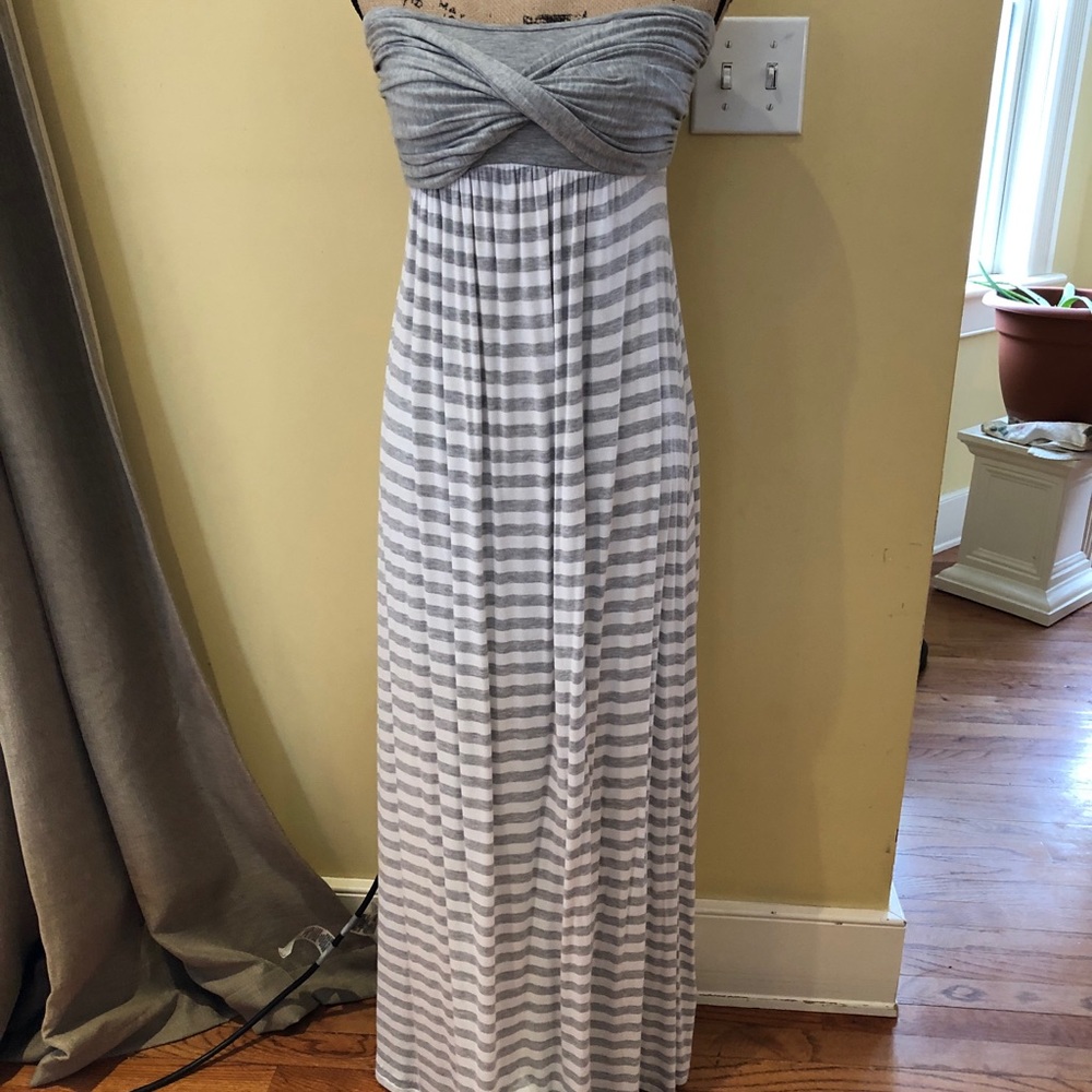 Frenzii Maxi Dress